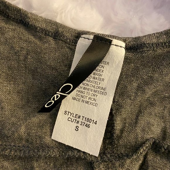 Cleo Ladies Lightweight Gray Front Knot Twist Drape Top - Small Only - Picture 8 of 8